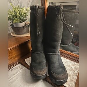 UGG‎ AUSTRALIA Ultimate Tall Braid Boots Sherpa Lined Dark Green Black Wms Sz 8